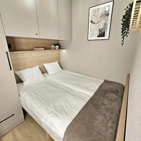 Pine Point With Shared Pools, Jacuzzi, Sauna & Gym * Sklářská Poruba