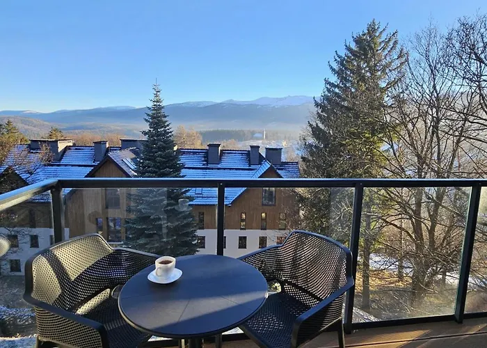 Pine Point With Shared Pools, Jacuzzi, Sauna & Gym Sklářská Poruba