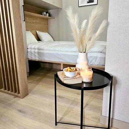 Pine Point With Shared Pools, Jacuzzi, Sauna & Gym 公寓 斯克拉斯卡波伦巴