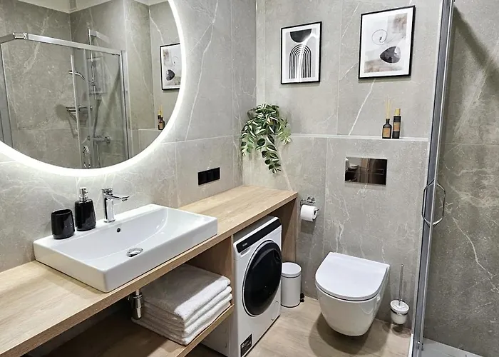 Apartment Pine Point With Shared Pools, Jacuzzi, Sauna & Gym Szklarska Poreba